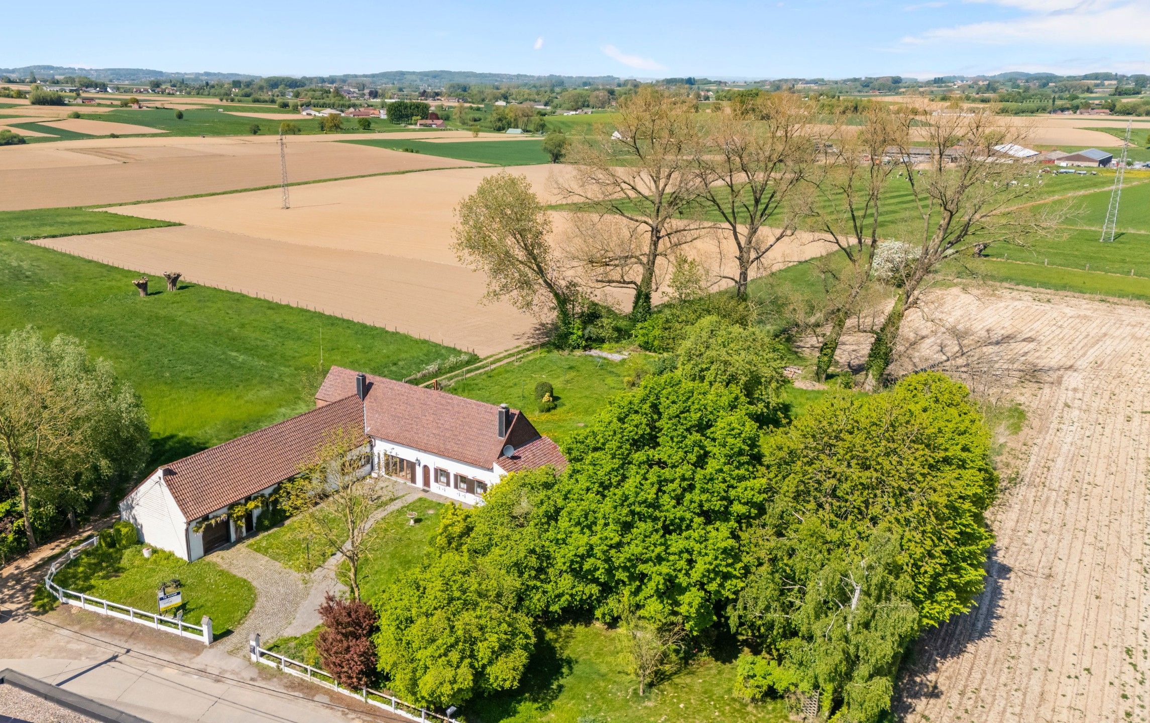charmante hoeve met mooi zicht op +40a foto 4