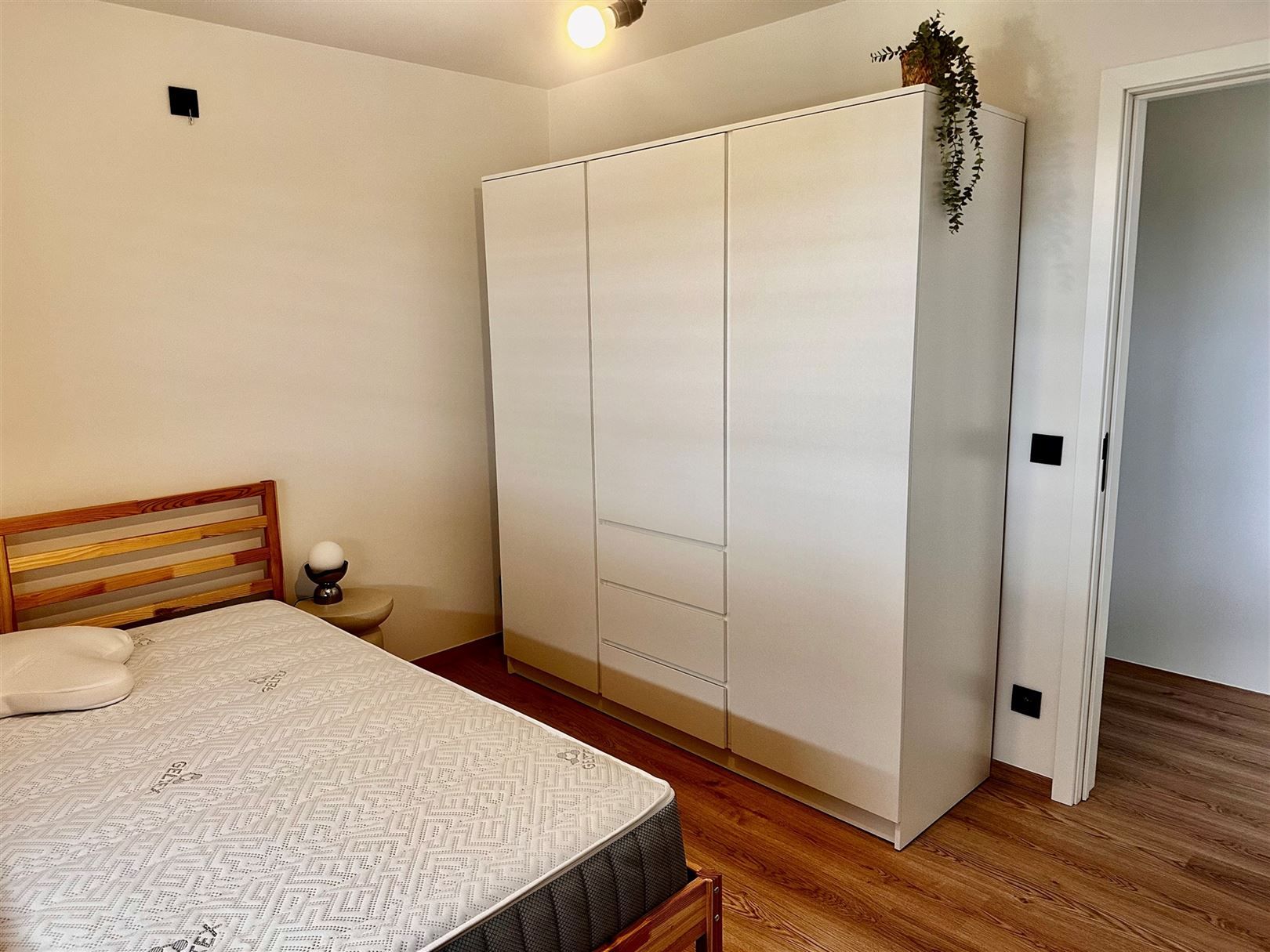 Halfopen nieuwbouwwoning te huur in Ouwegem foto 17