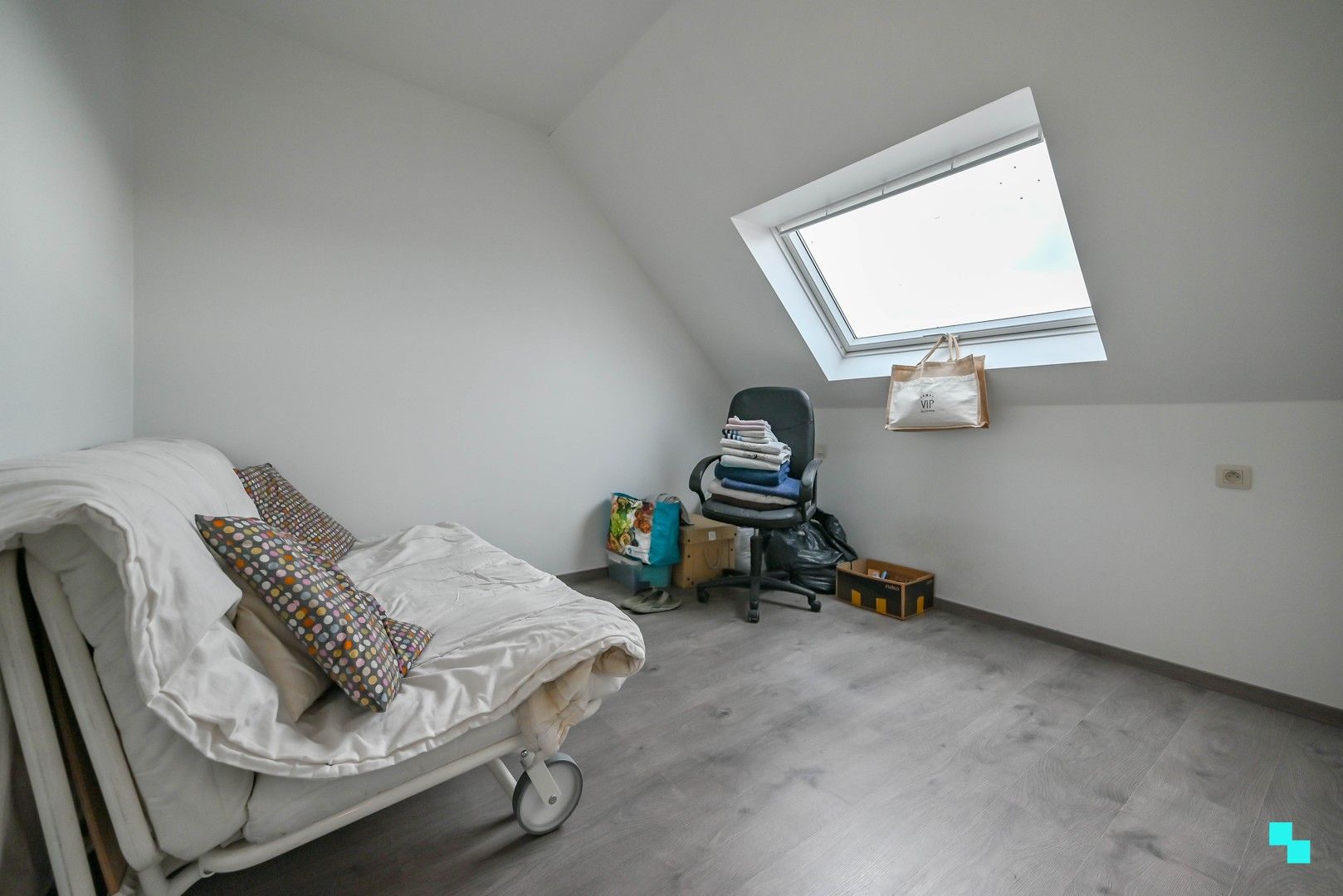 Energiezuinige woning met 2 slaapkamers & garagebox nabij centrum Izegem foto 14