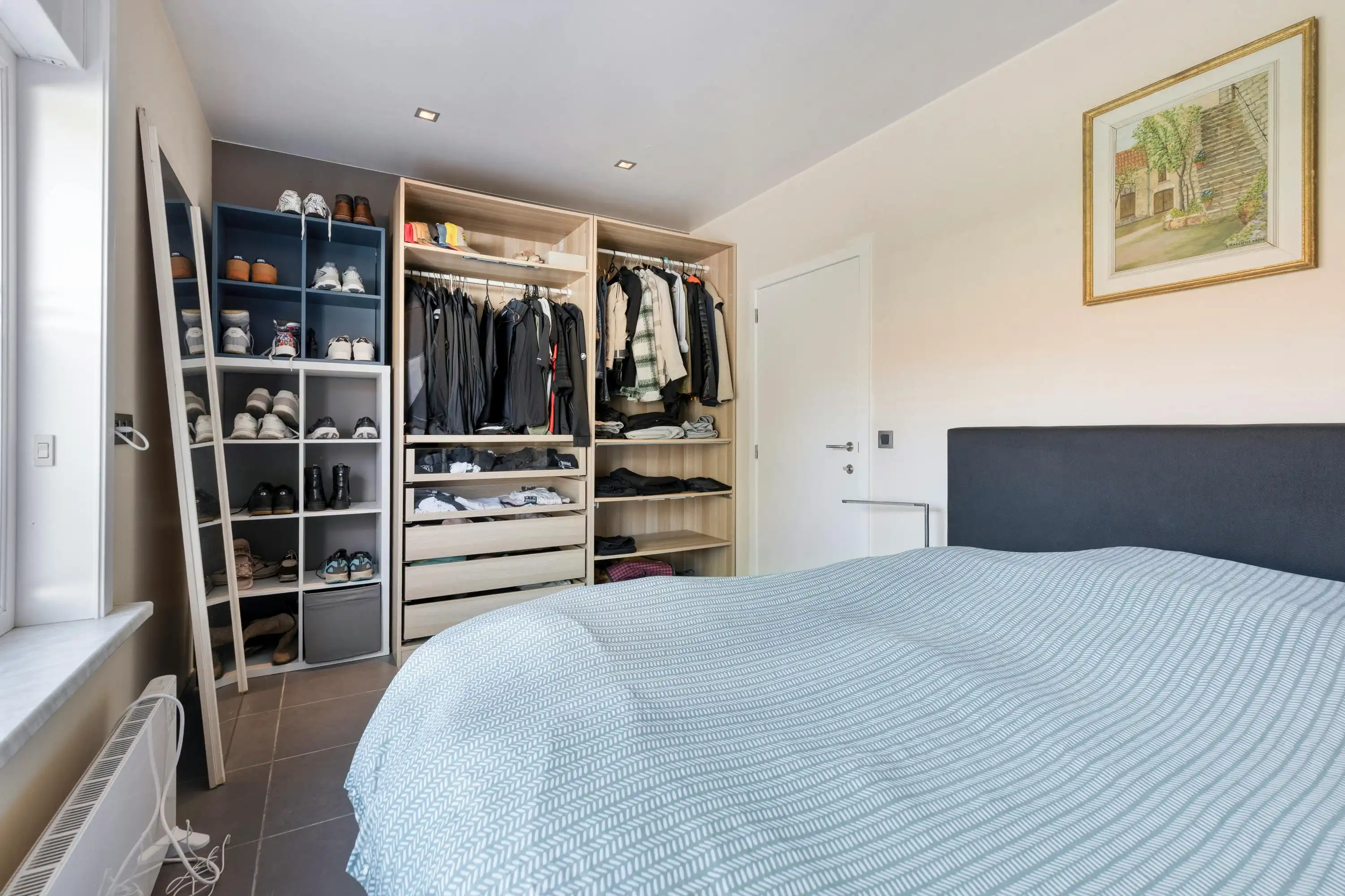 Gelijkvloerse woning met 5 slaapkamers te Lendelde foto 9