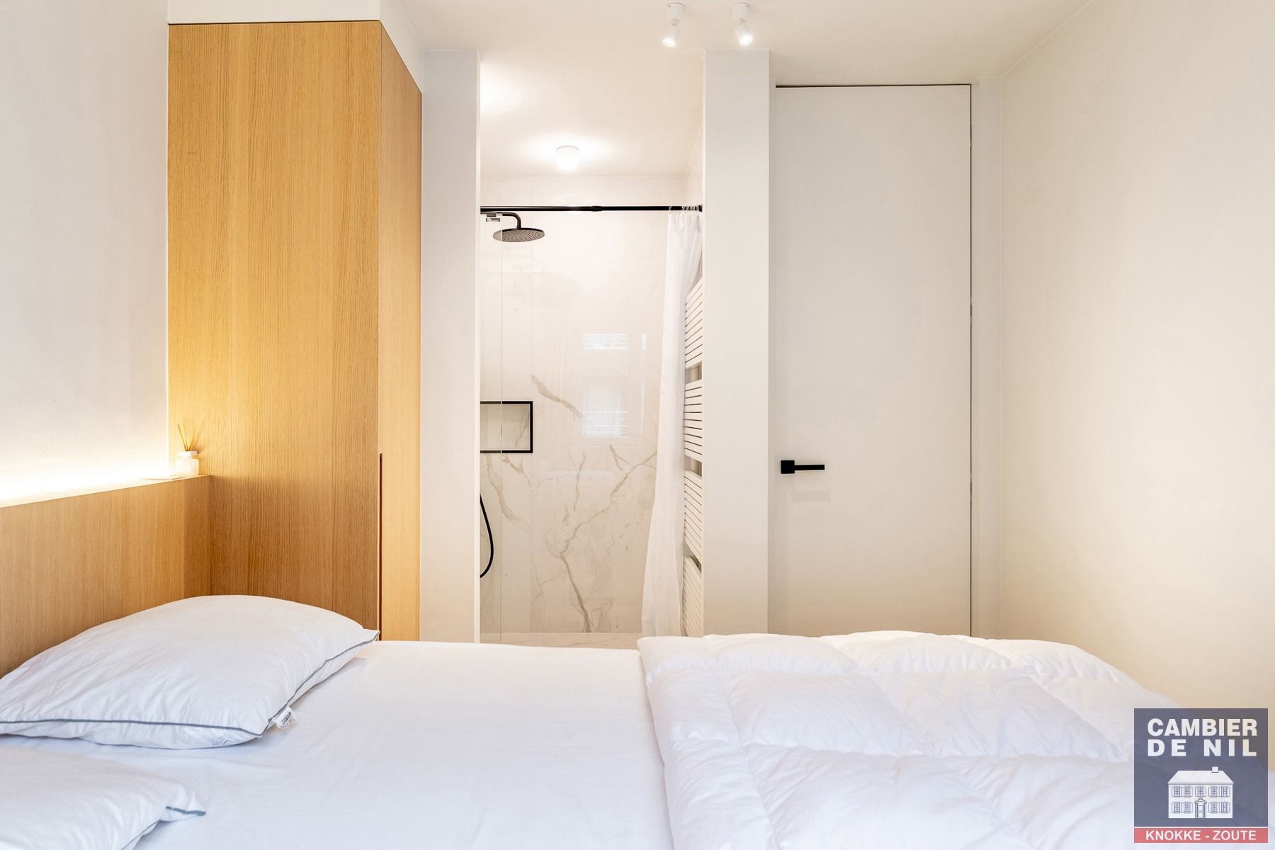 Volledig gerenoveerd appartement met 2 volwaardige slaapkamers – centrum Knokke foto 24