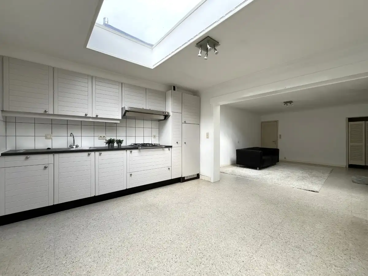 Roeselare - Gesloten woning in het centrum van Roeselare foto 6