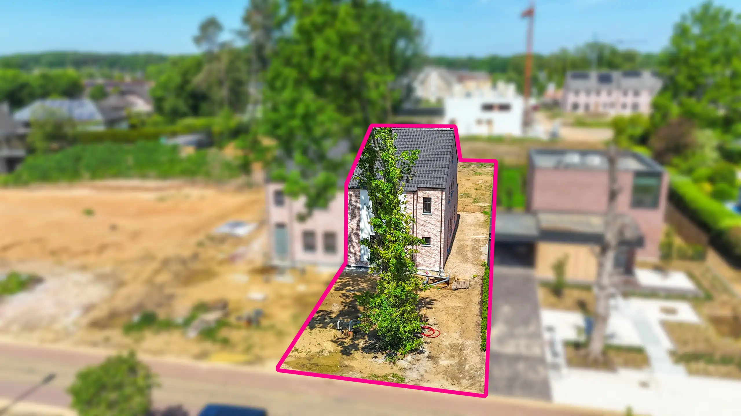 Prachtig gelegen casco+ woning met 4 slaapkamers! foto 9