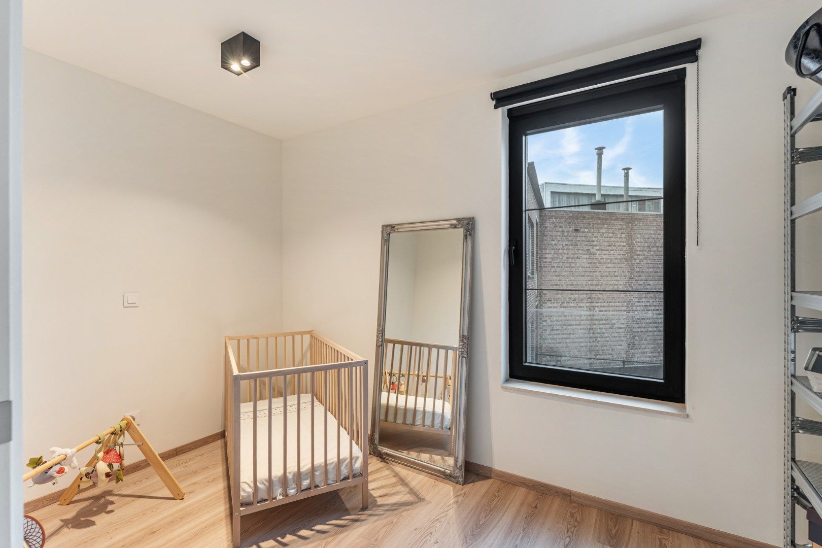 Nieuwbouw appartement, 92m² + terras, 2 slpk, garage en kelderberging in centrum Genk foto 18