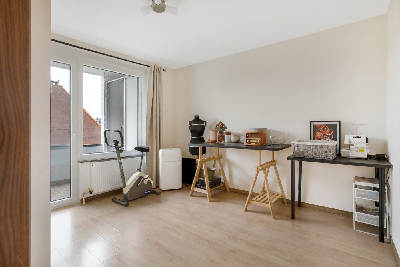 Instapklaar appt. met 2+ slpk., balkon, privatief tuintje en staanplaats foto 11