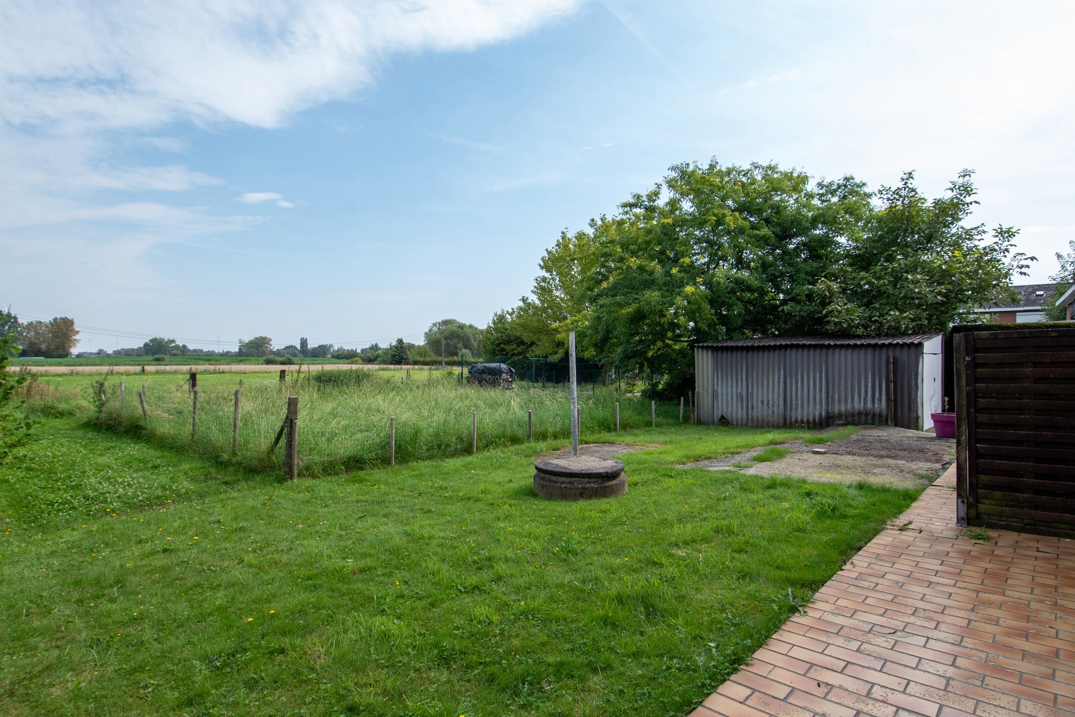 Te renoveren villa in rustige woonwijk foto 4