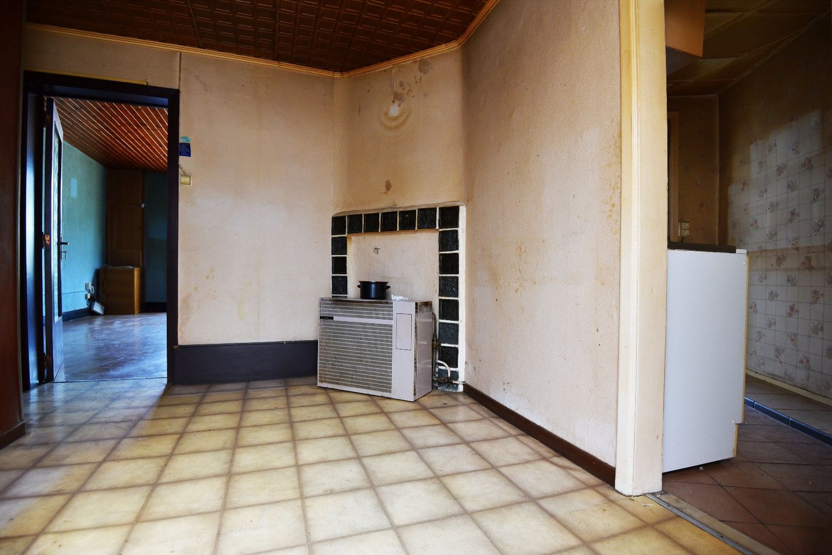 Totaal te renoveren / herop te bouwen woning te Eeklo foto 3