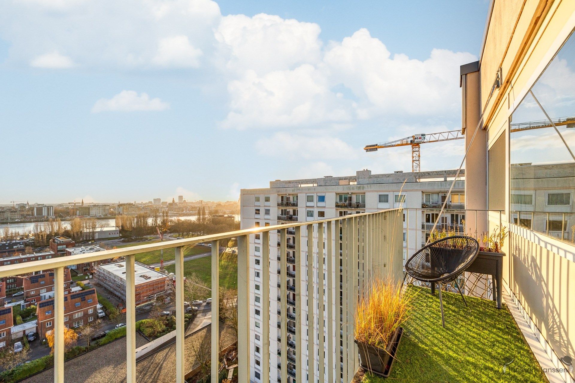 Stijlvolle woonst met 3 slaapkamers foto 8