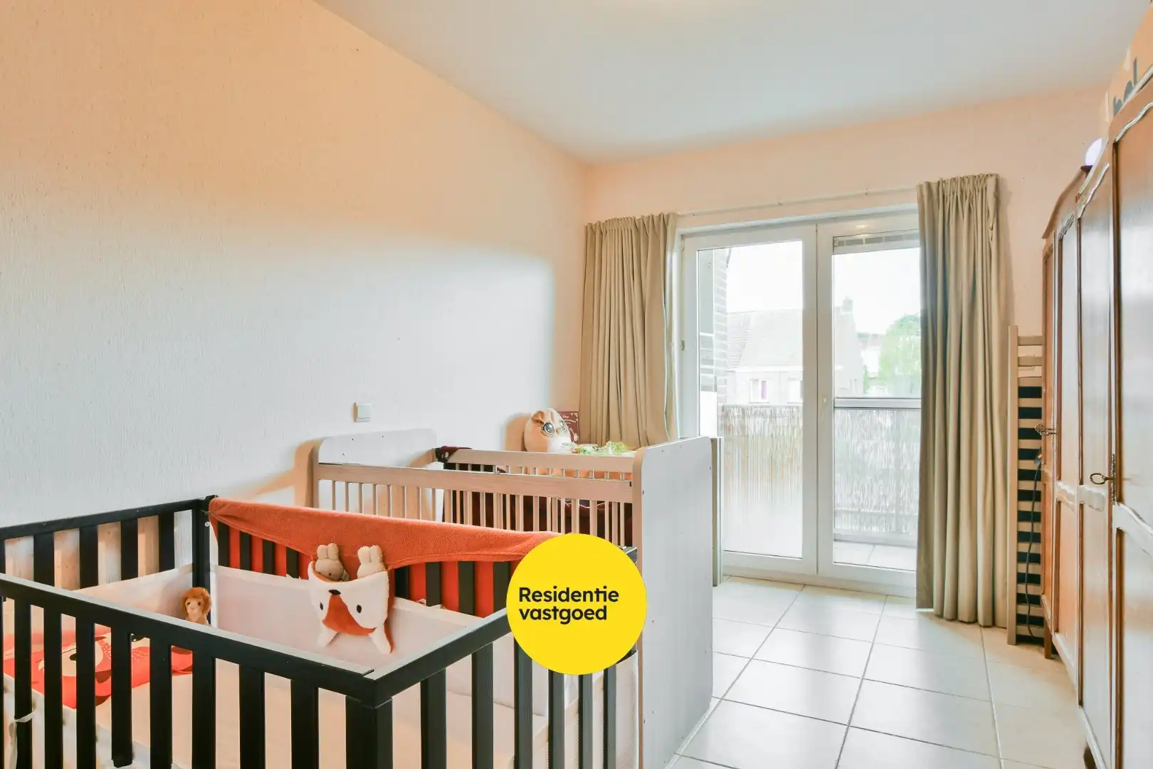 Verzorgd appartement met 2 slpks en zonnig terras te Sint-Kruis foto 5