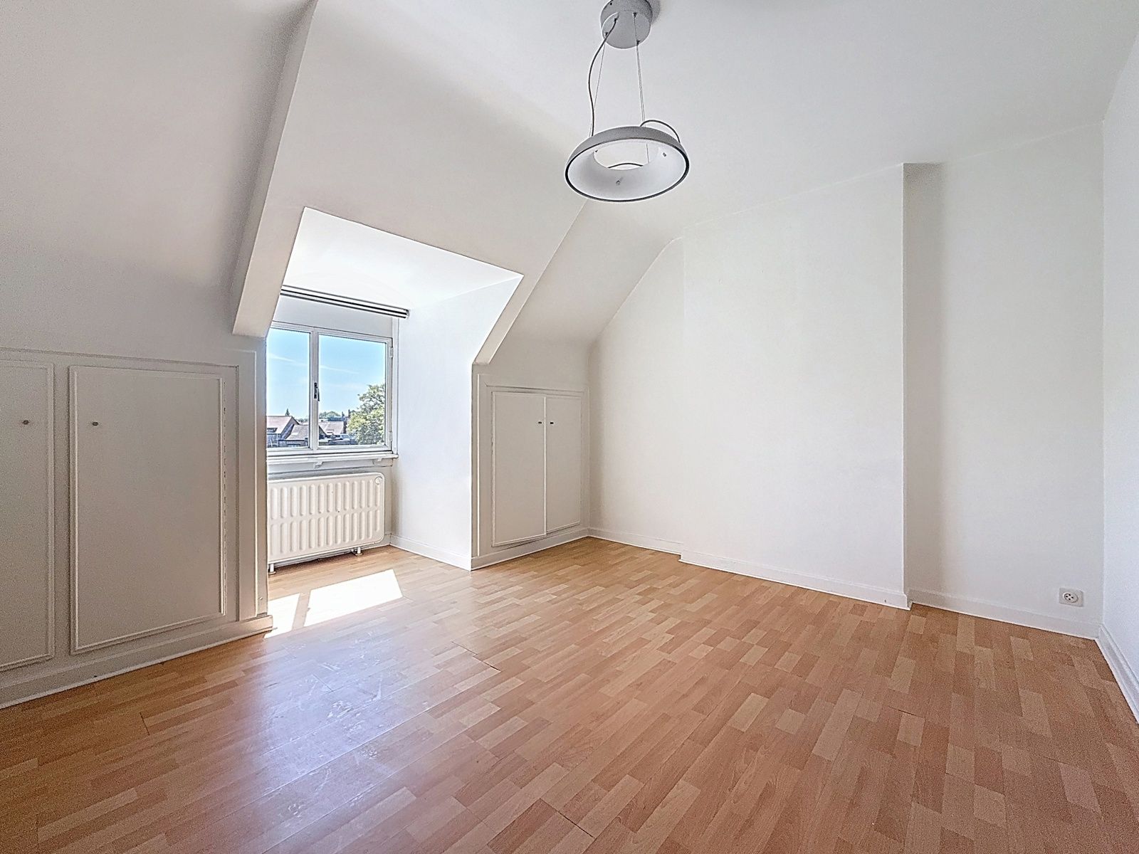 Statige Burgerwoning & Tuin Centrum; met Hoge Visibiliteit foto 10