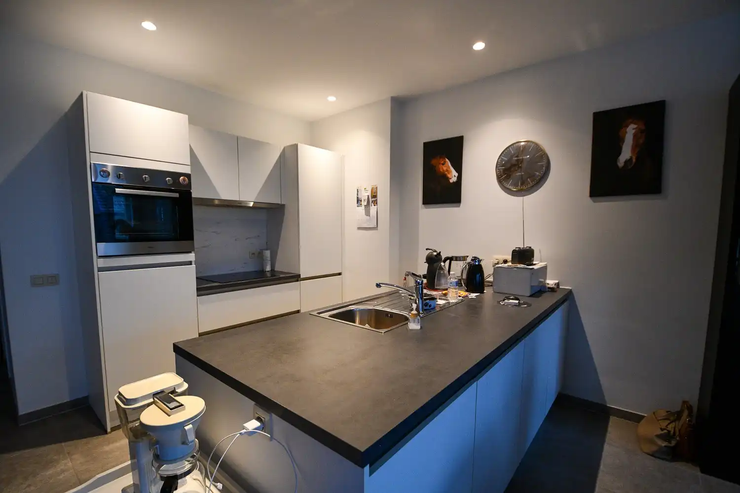 Appartement met bijhorende garagebox te residentie 'KASTEELPARK'! foto 2