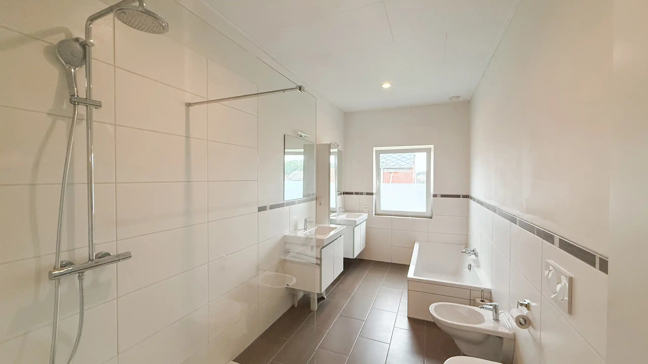 Multifunctionele woning met unieke benedenverdieping!  foto 31
