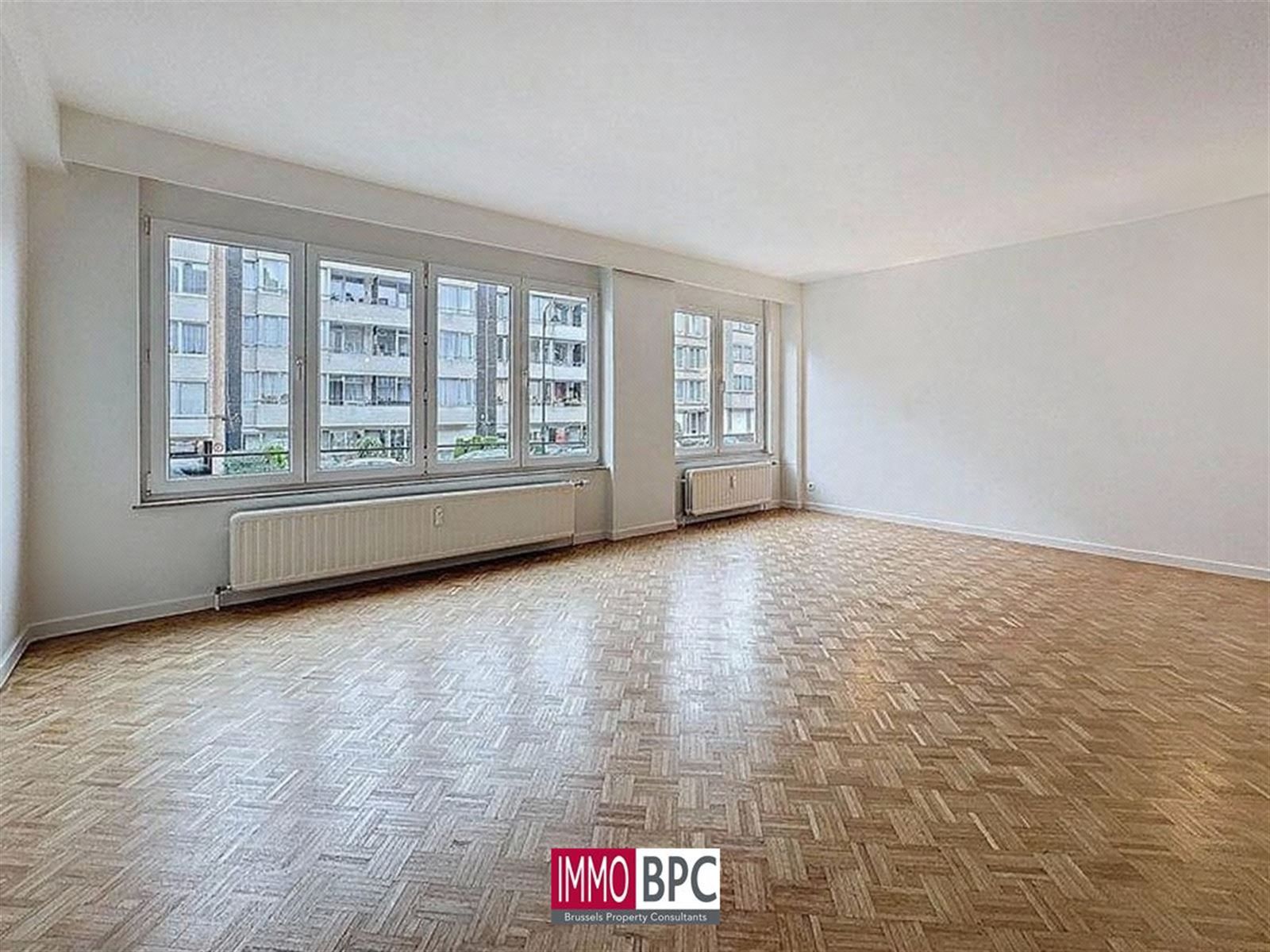 Lichtrijk appartement met privatieve tuin in Sint-Jans-Molenbeek foto 3