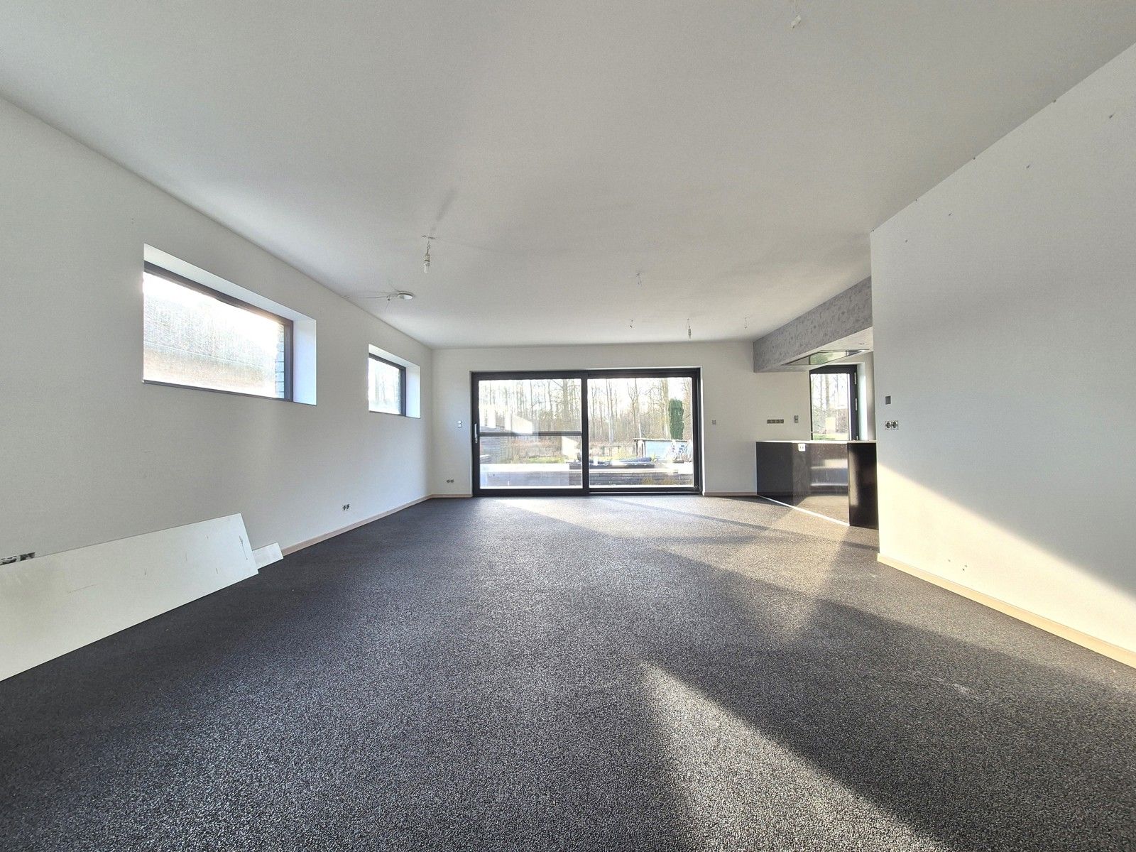 Recent, groot, praktisch + zuidgericht met prachtig uitzicht foto 8