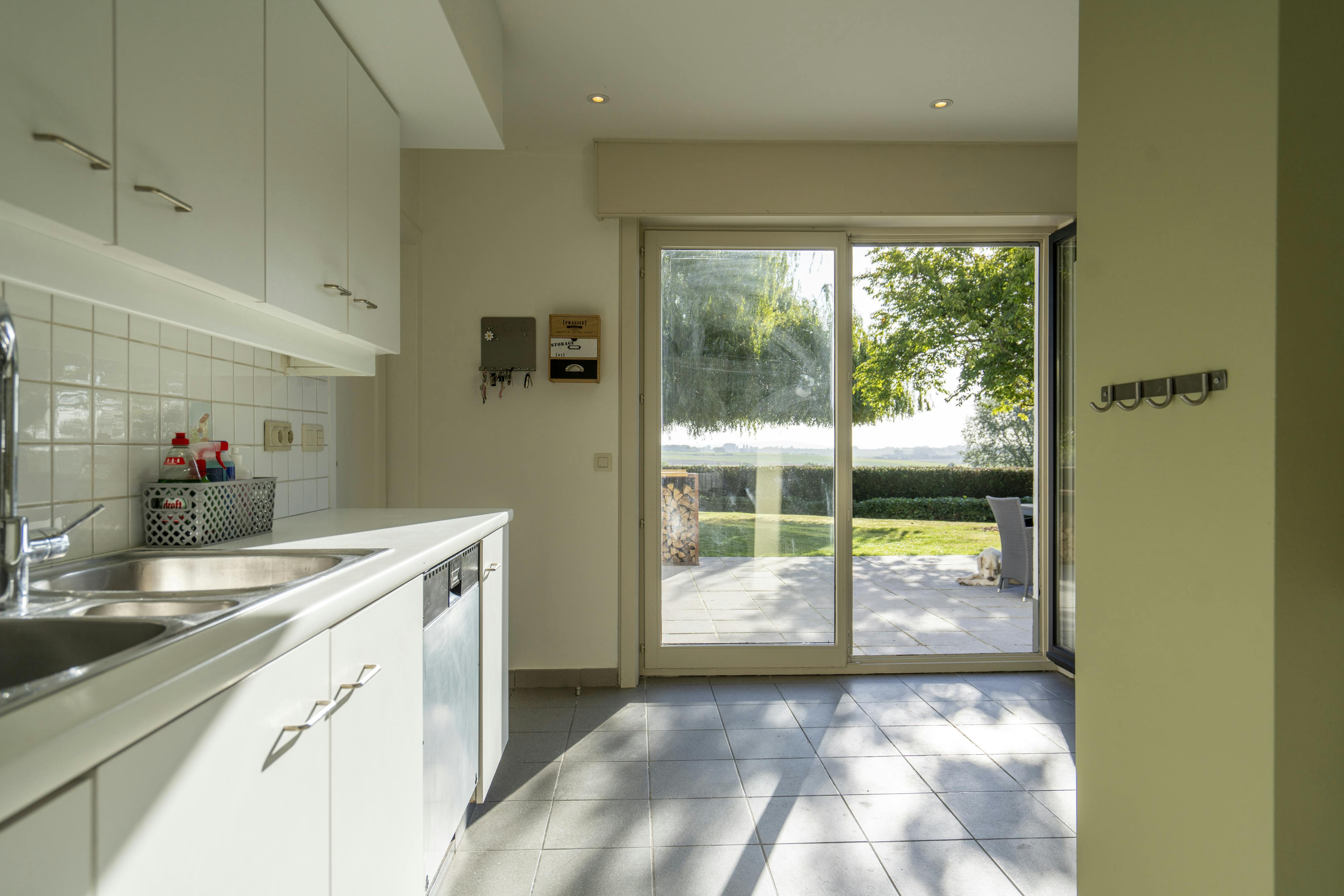 Instapklare villa (1236 m²) met unieke zichten te Bellegem  foto 13