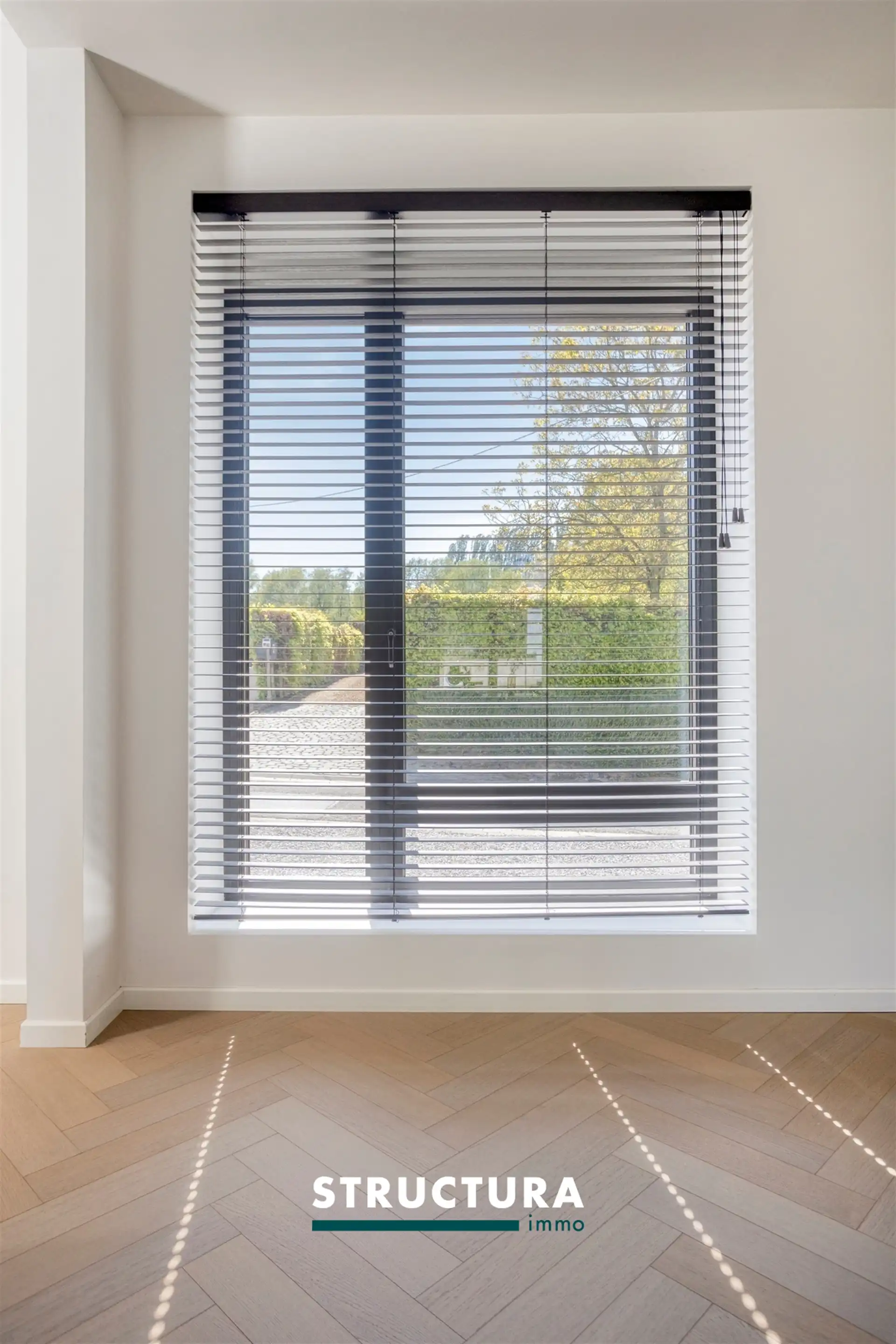 Totaal gerenoveerde woning in rustige, groene omgeving foto 13