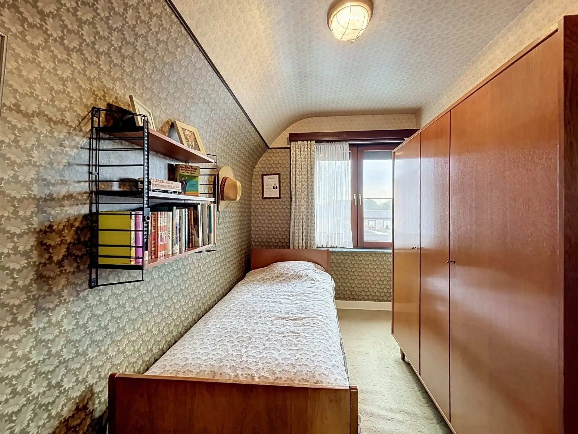 Instapklare gezinswoning met 4 slaapkamers en dubbele garage  op toplocatie foto 15