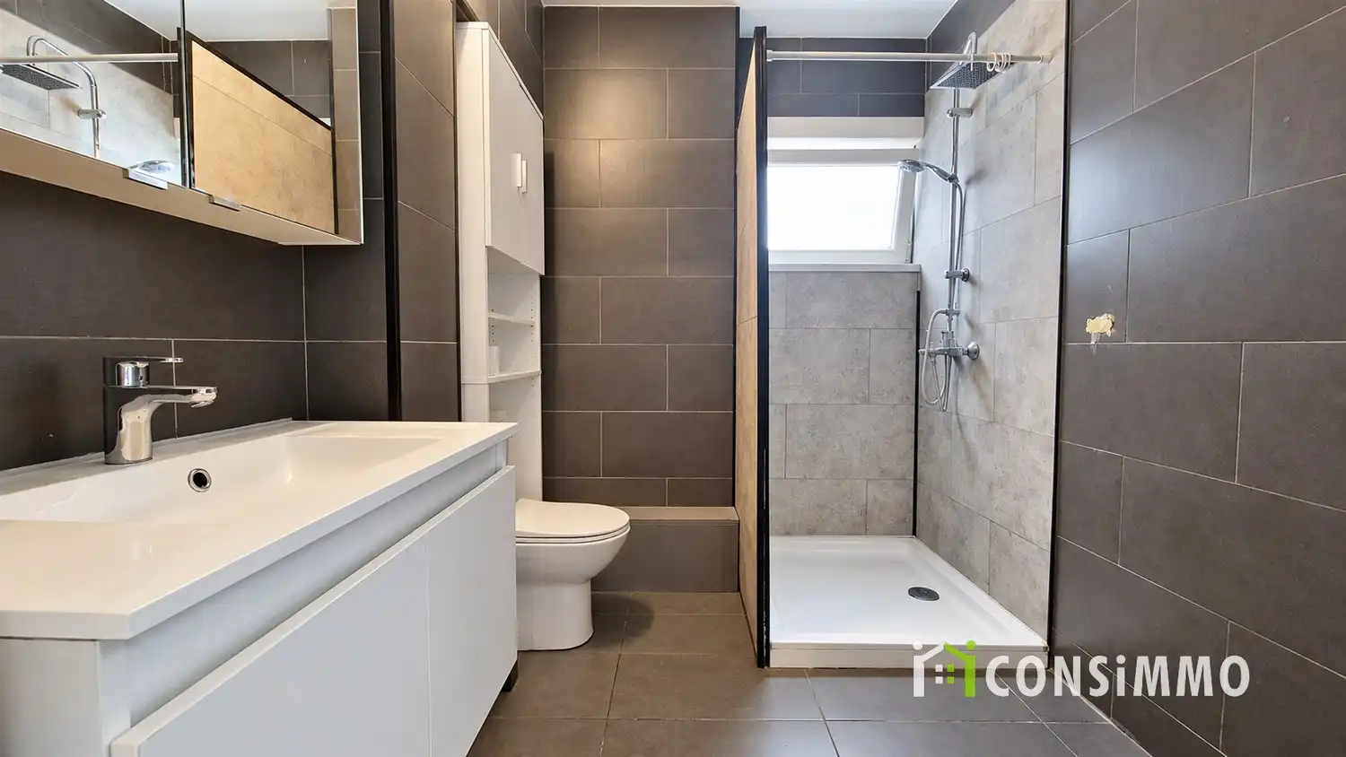Ruim, instapklaar appartement met 3 slaapkamers in Genk! foto 11