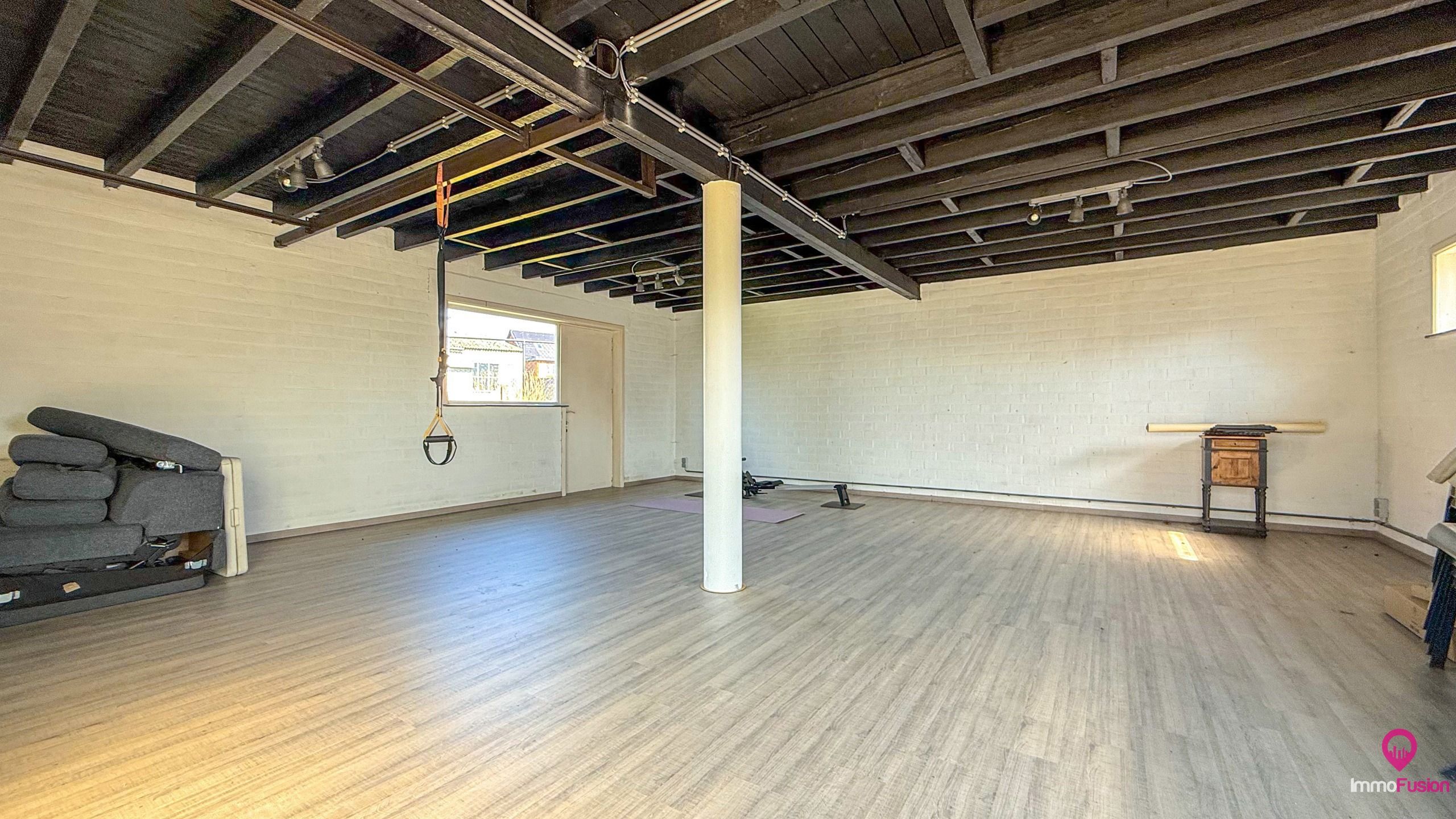 Open woning met bijgebouw van 60m² en 3 slpks op 8a36ca! foto 30