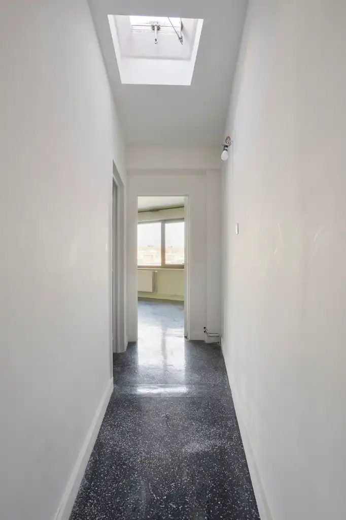 Handelspand te Zellik gelegen op drukke steenweg foto 7