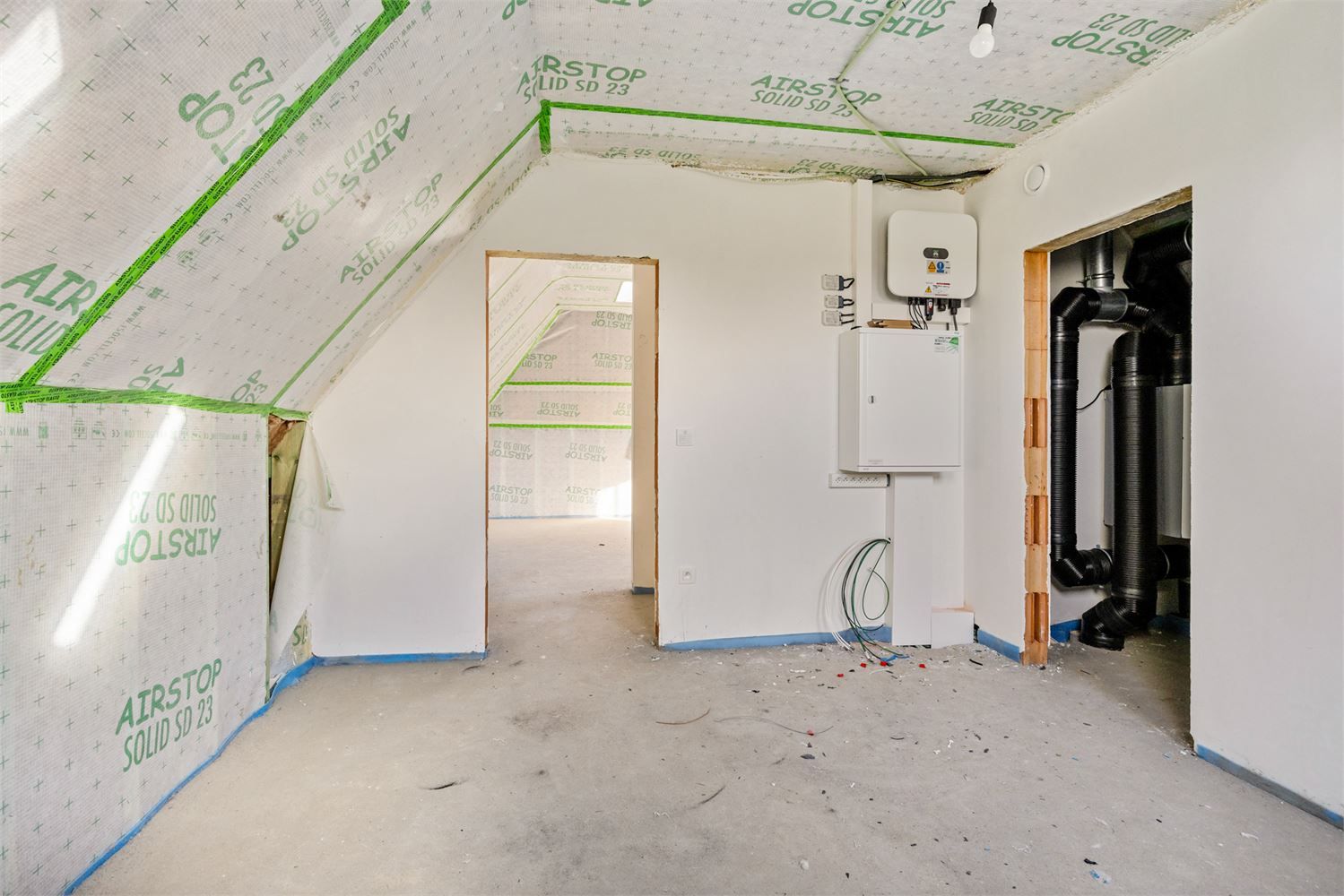IDEALIS VASTGOED - BIJZONDERE WONING OP EEN KNAP PERCEEL VAN 10A 25CA OP RESIDENTIELE LOCATIE! foto 42