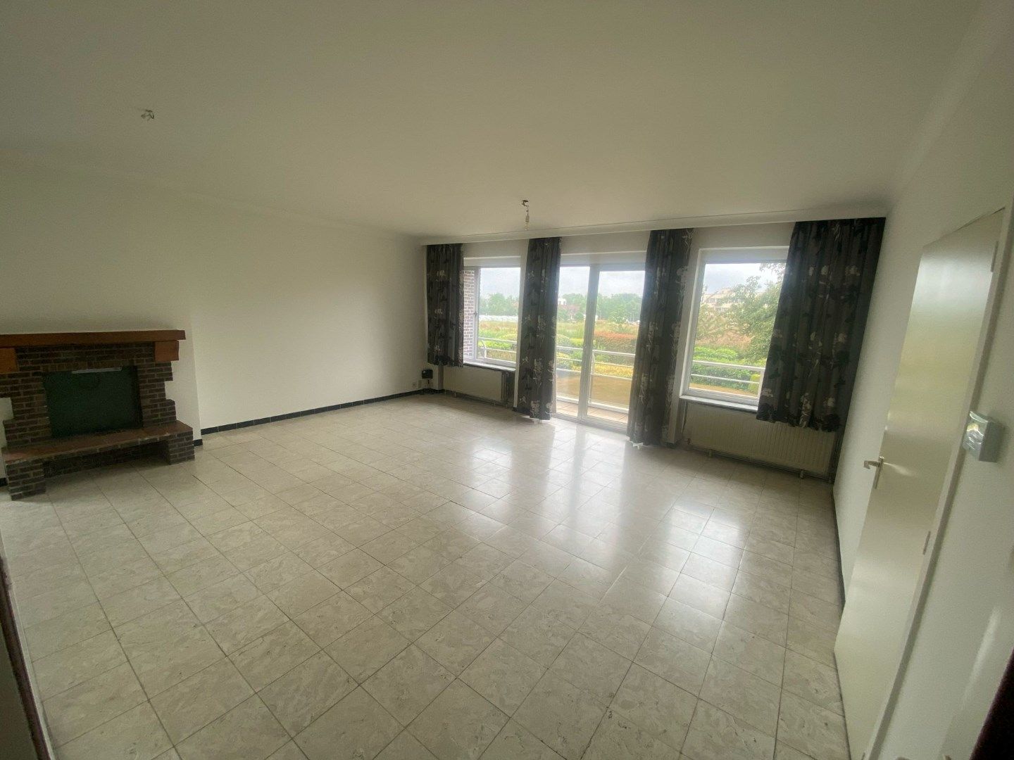 Gelijkvloers appartement met 2 slaapkamers en 2 terrassen foto 7