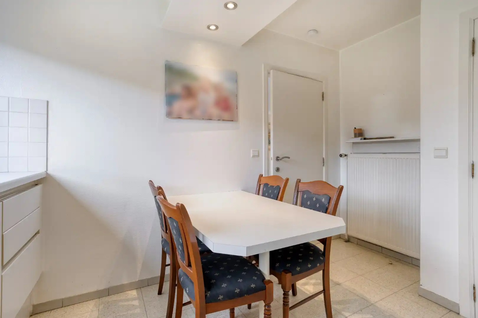 Degelijke woning met 4 slaapkamers, garage en tuin! foto 7