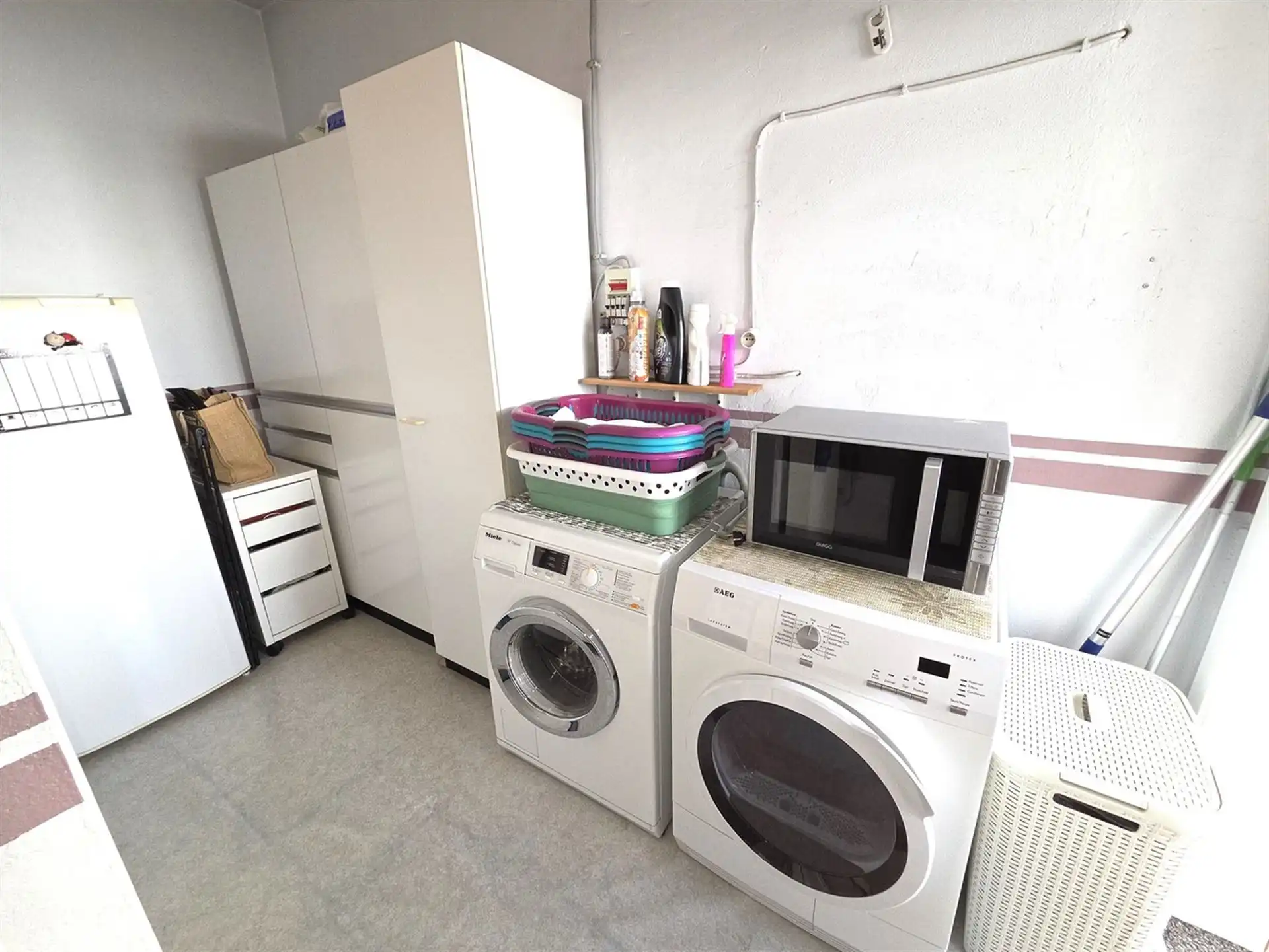 Leuke woning met 3 slaapkamers, garage en bijgebouw in de tuin foto 13