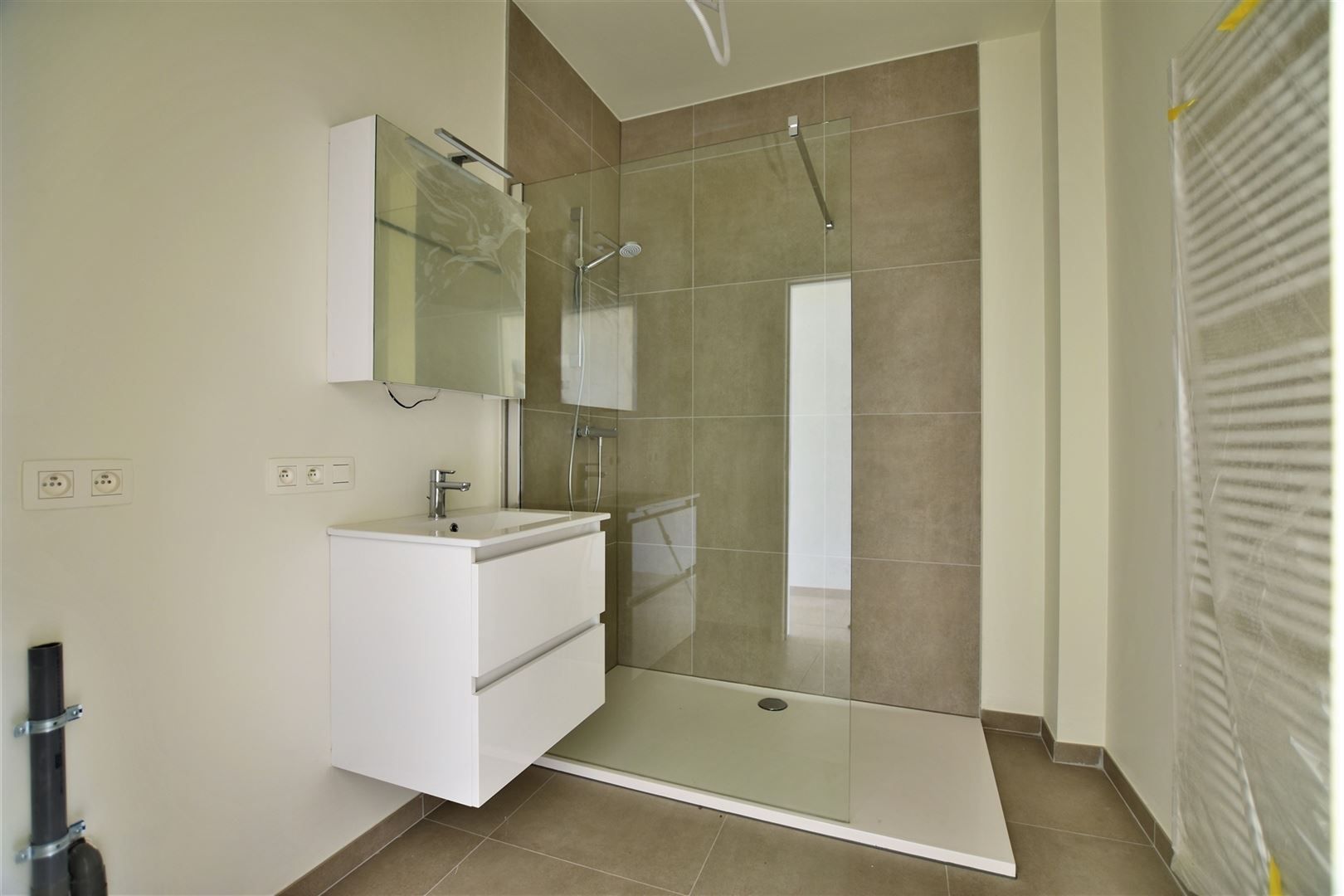 Uitzonderlijk nieuwbouw duplex appartement in hartje centrum Dendermonde foto 5