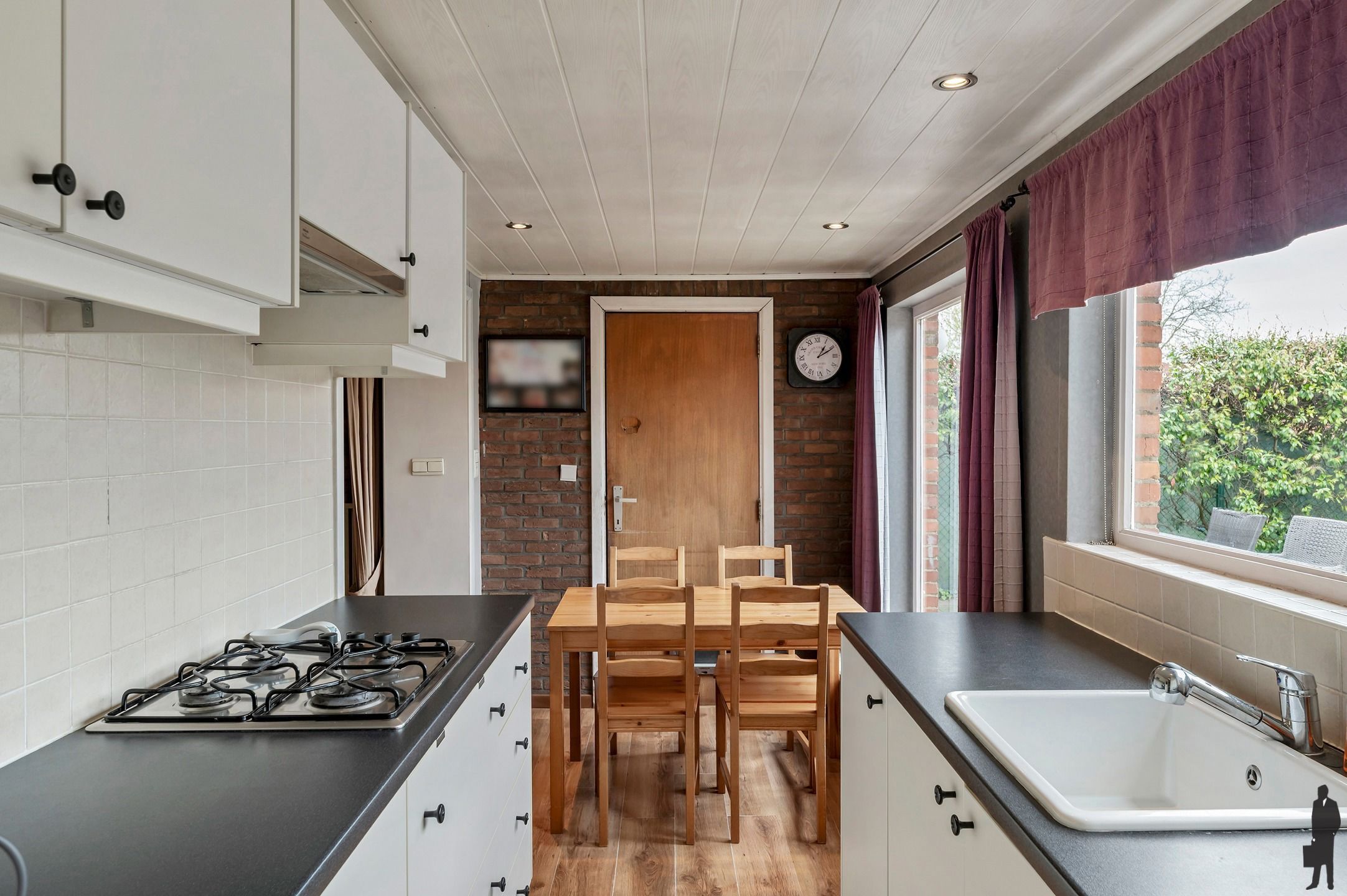 Woning met tuin en garage in het centrum van Rijkevorsel foto 9
