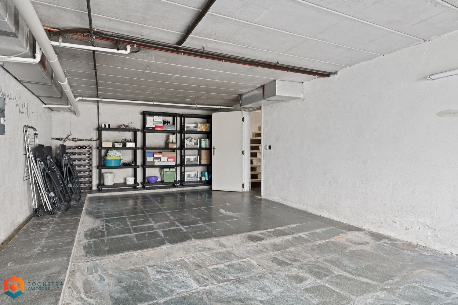 Perfect onderhouden woning met 3 Slpkrs op 1230 m² foto 19