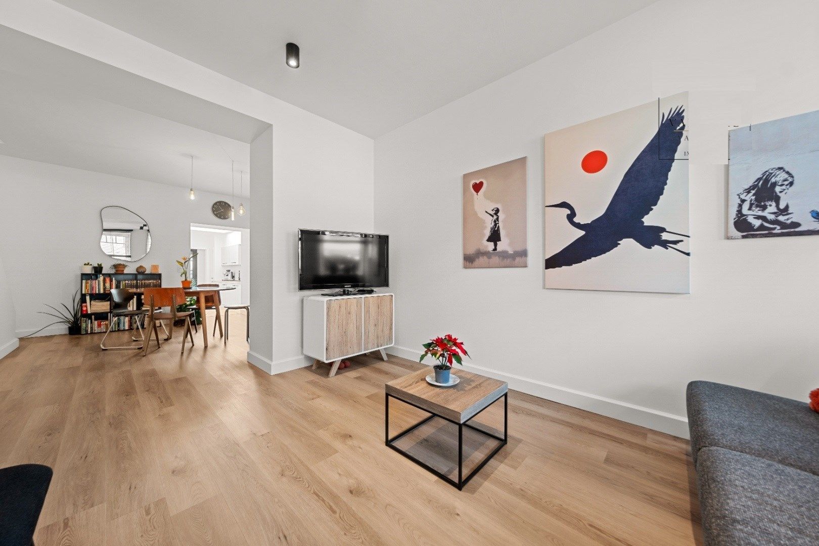 Mooi gerenoveerde woning met terrastuin *** PAS VRIJ VANAF 1 JANUARI, NIET VROEGER! foto 8