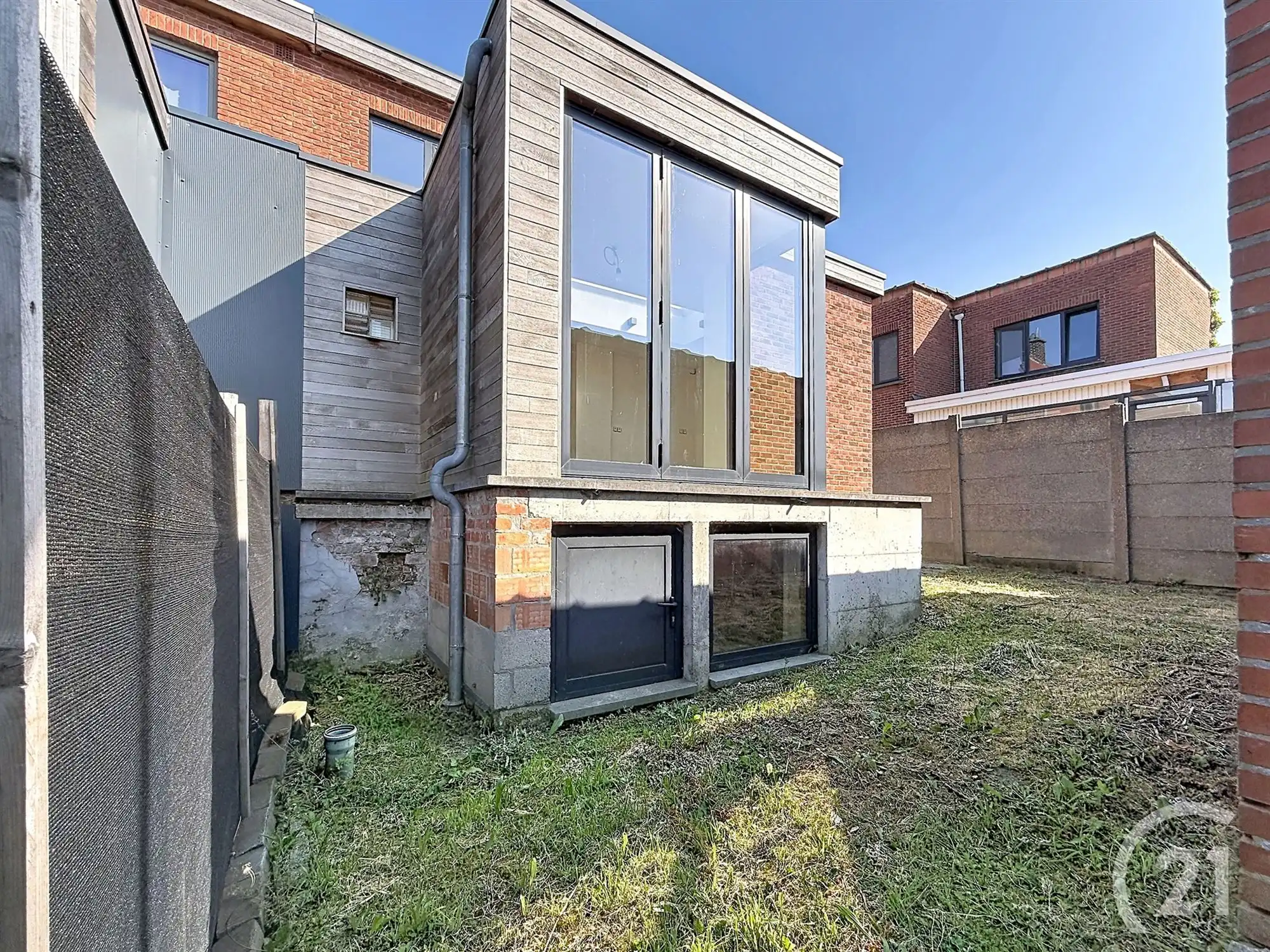 Gerenoveerde woning met garage van 91m²! foto 21