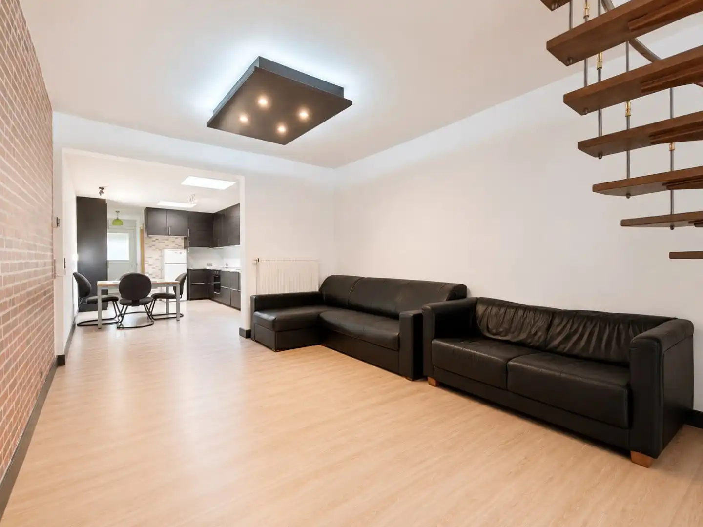 Woning met tuin en zonnepanelen te Lokeren foto 6