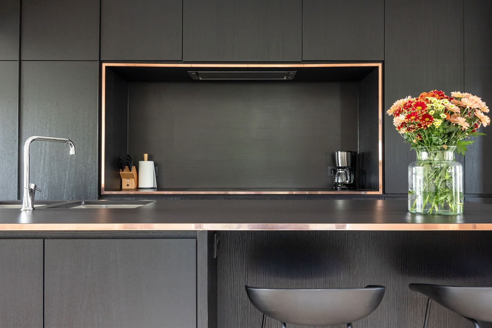 Ruime en sfeervolle OB te Heist-centrum! foto 10