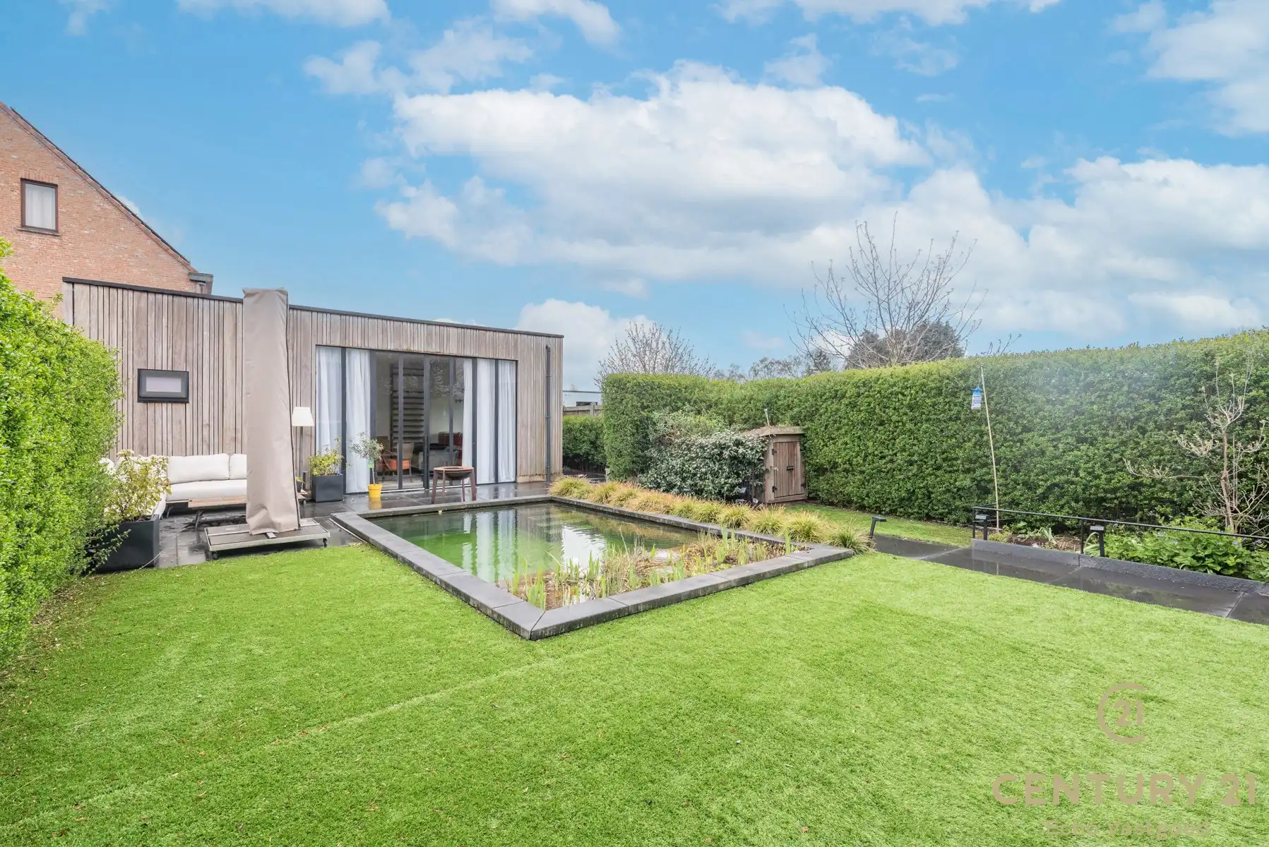 Charmante woonst met 5 slpk, tuintje, bijhuis en zwemvijver  foto 31