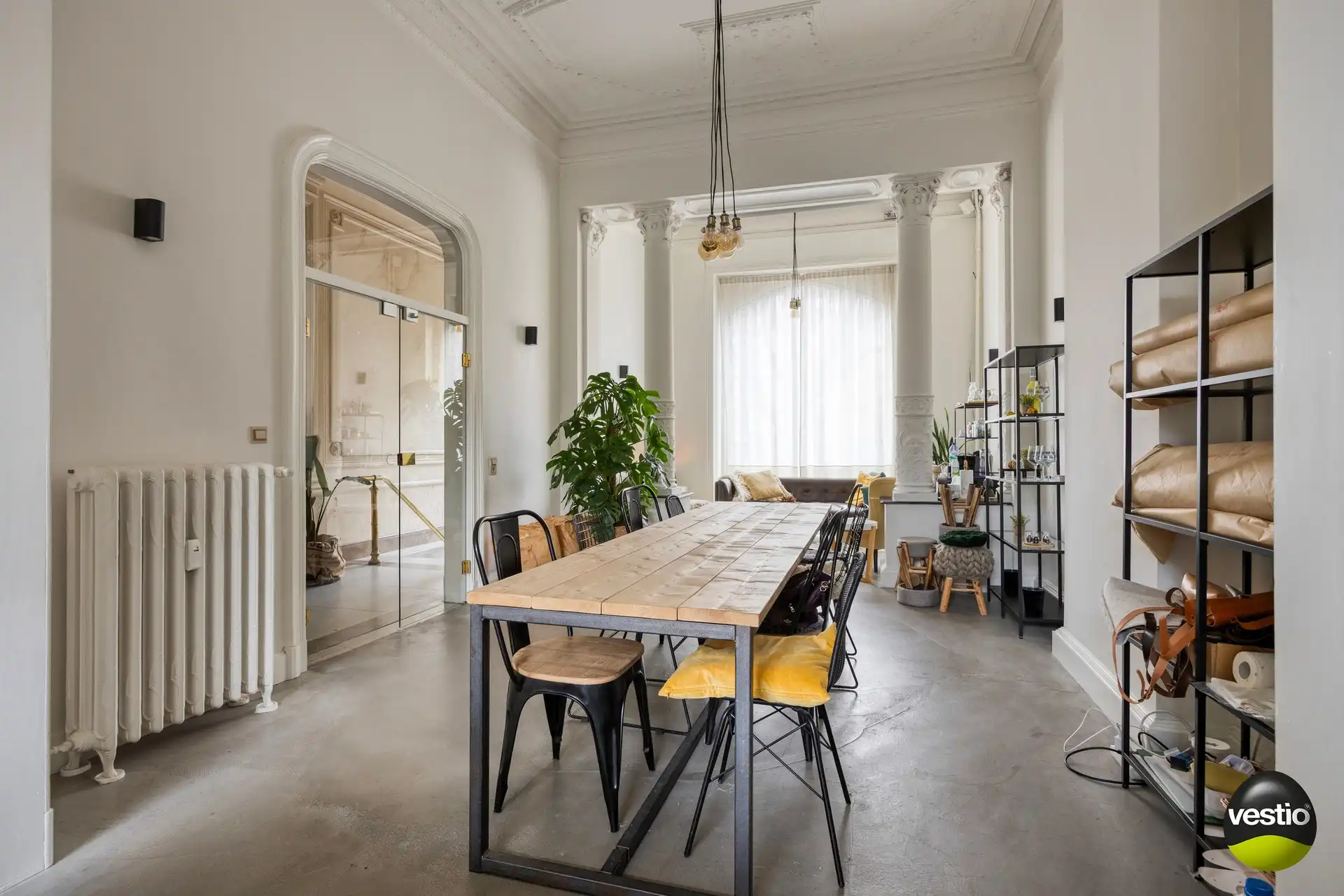 Charmante herenwoning/handelspand (Leopoldplein 19) met gelijkvloers appartement (Leopoldplein 21) en garage. foto 8