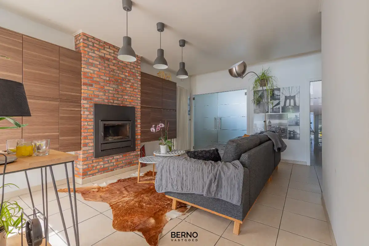 Instapklare gezinswoning op een perceel van 840 m² (weide van 1718m2) foto 3