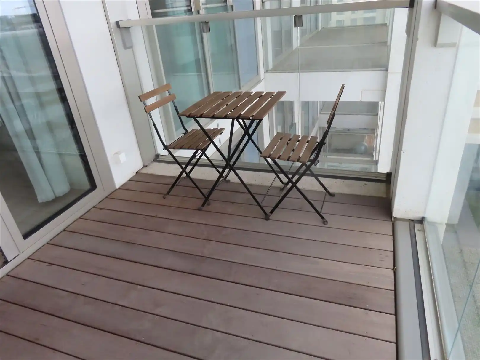 Gemeubelde studio met terras op het Nieuw Zuid!   foto 7