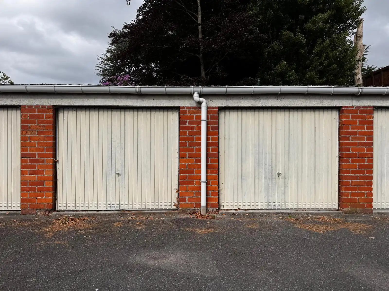 Garages te koop Roeselare foto {{pictureIndex}}