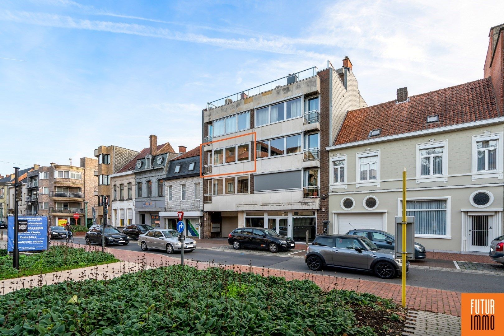 Prachtig gemoderniseerd 2-slpk appartement tegenover Stadspark foto 4