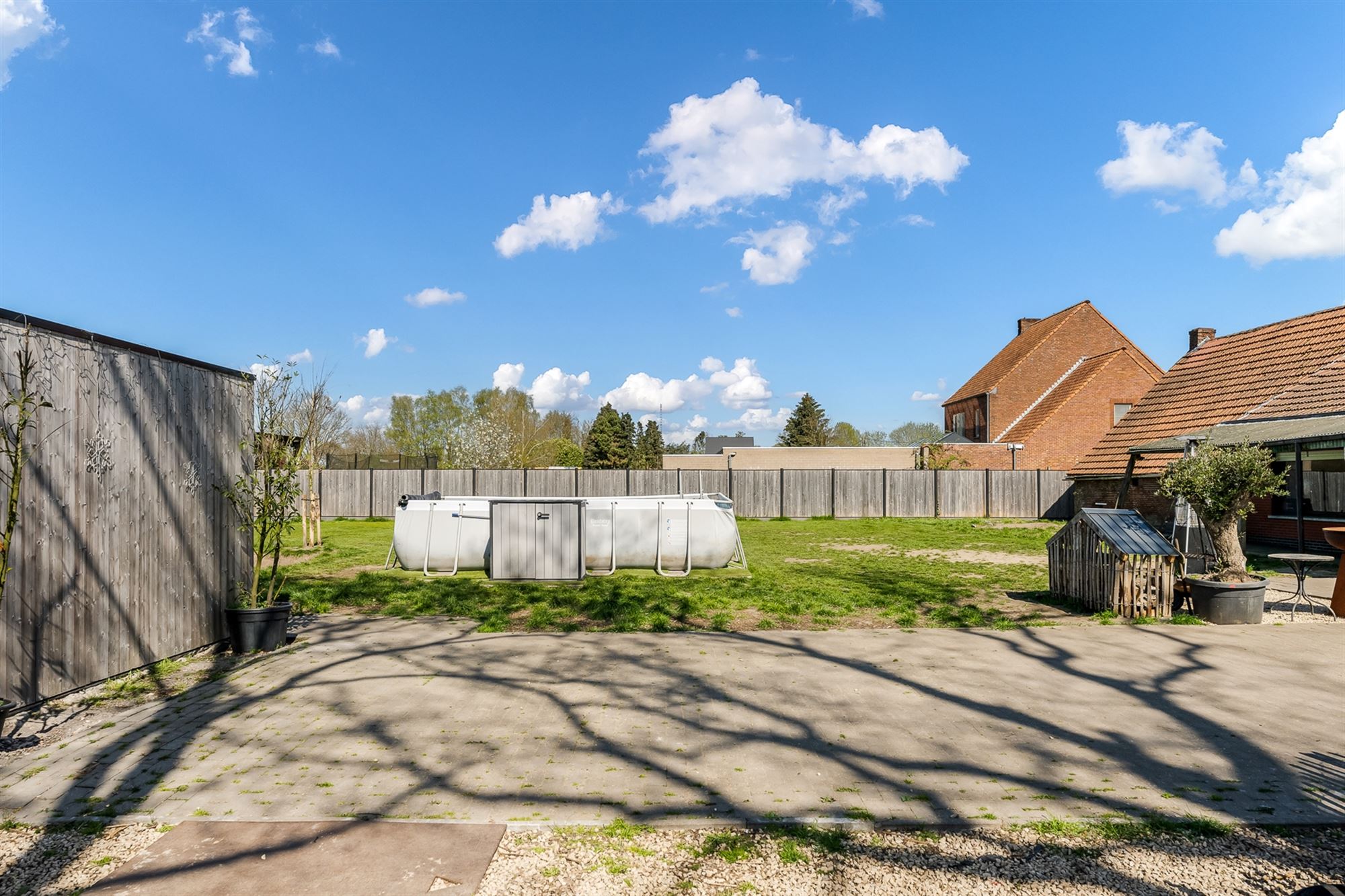 FANTASTISCH GELEGEN, DEELS GERENOVEERDEWONING OP 1817M2! foto 33