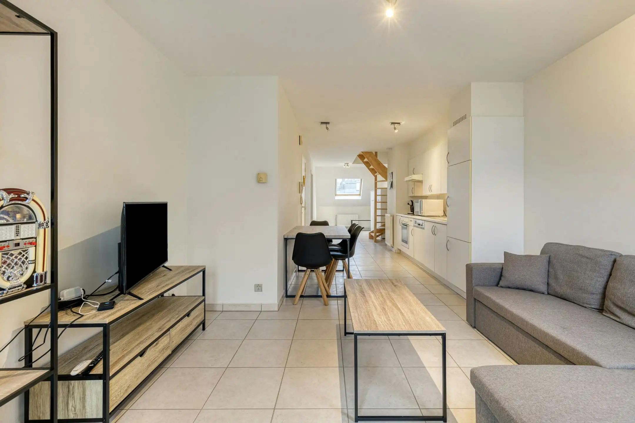 Lichtrijk duplex appartement te koop in centrum blankenberge foto 3