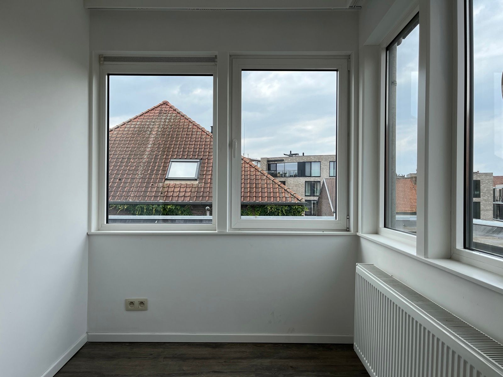 Recente duplex met 1 slaapkamer en bureau foto 11