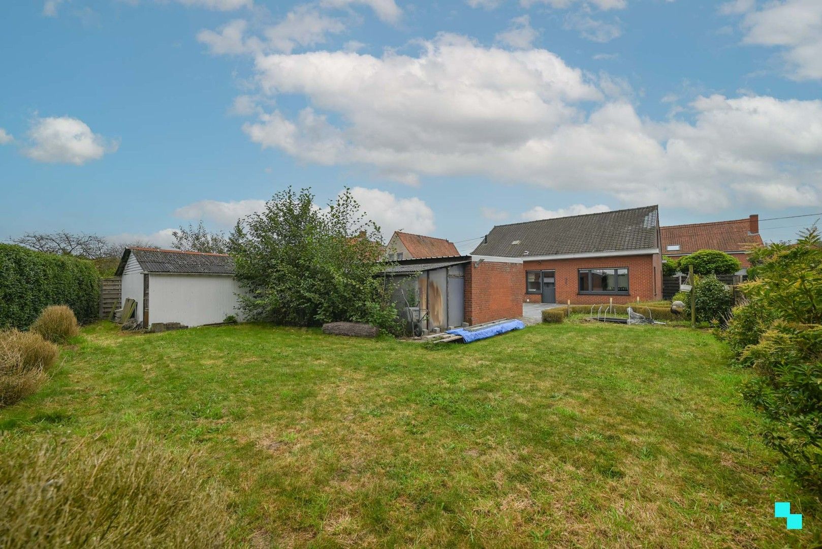 Landelijk gelegen woning met 4 slaapkamers te Ingelmunster foto 2