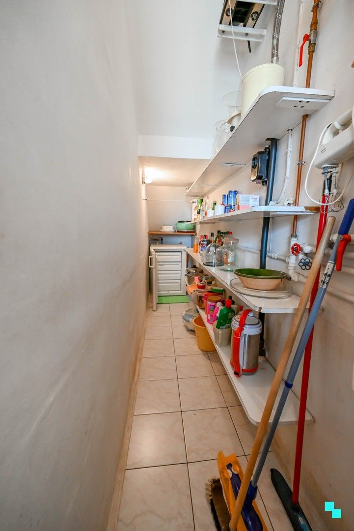 Charmante woning met prachtige tuin en drie slaapkamers te Izegem foto 14