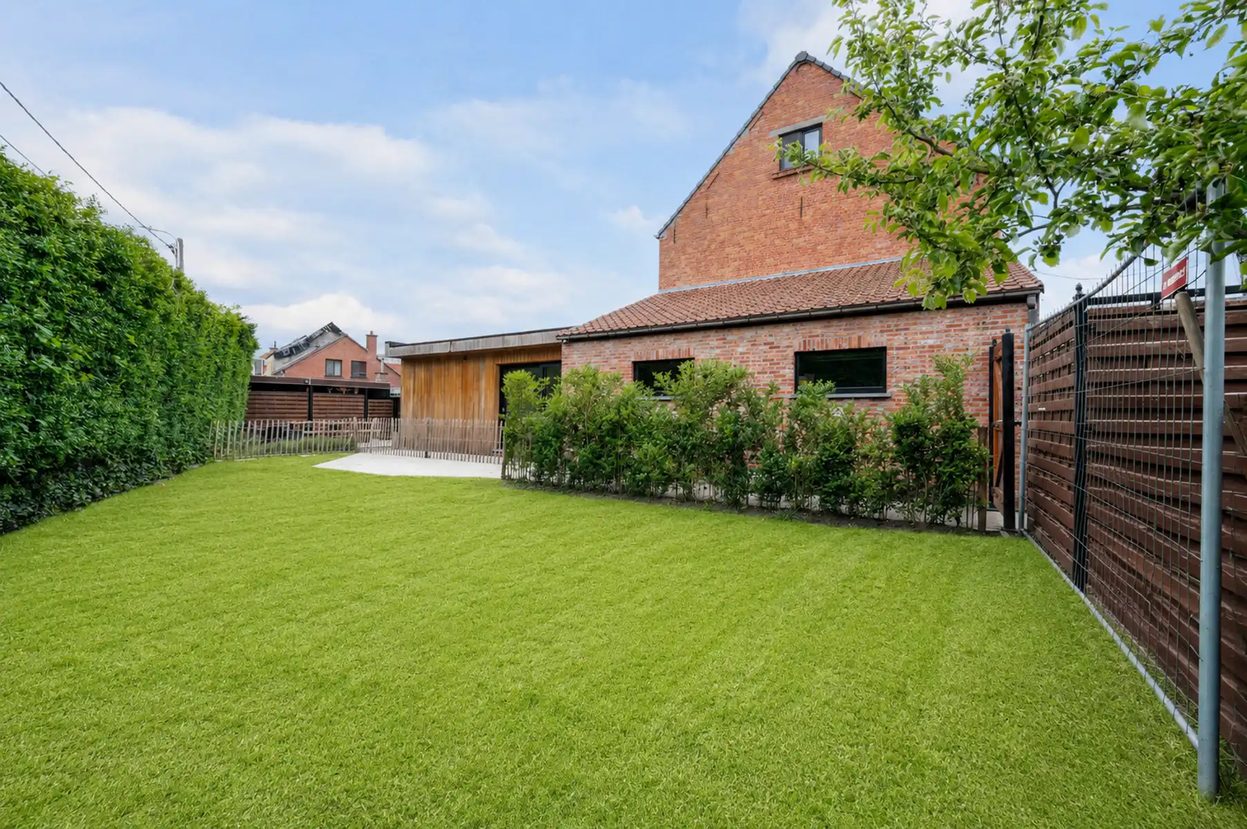 Instapklare woning met 3 slaapkamers, tuin en garage  foto 11