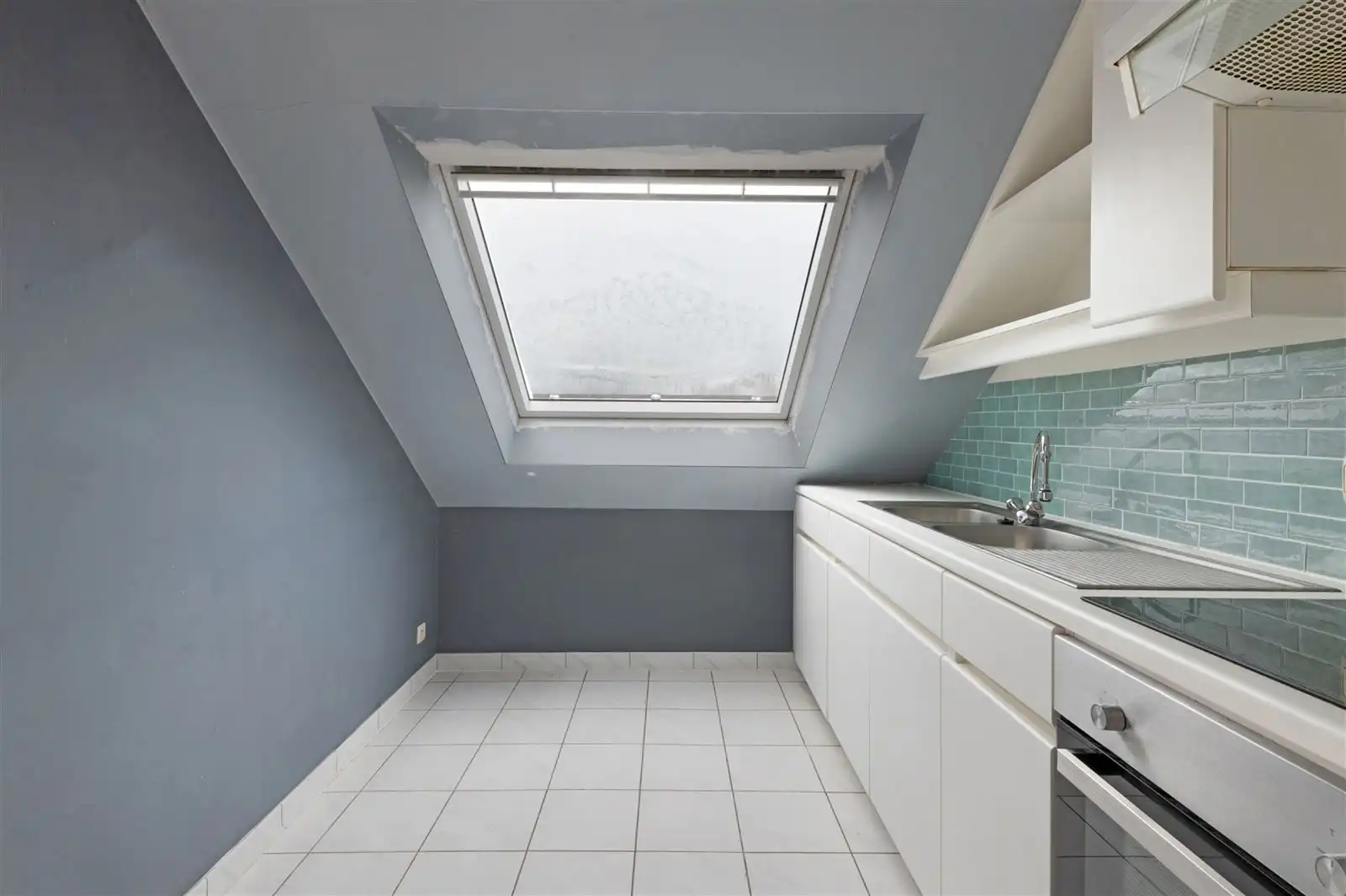 Lichtijke penthouse met terras en garagebox foto 5