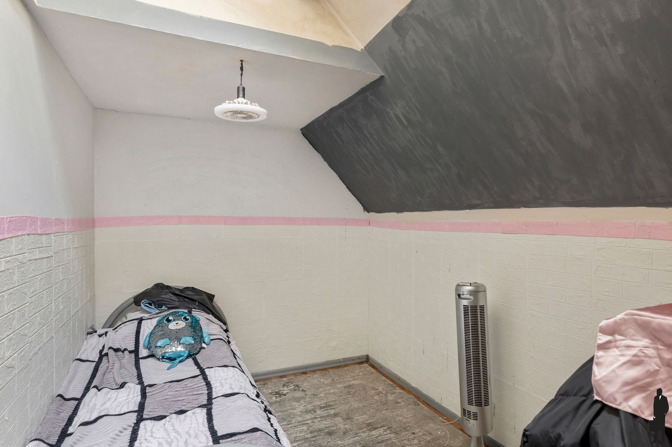 Charmante woning met 3 à 4 slaapkamers in het hart van Borgerhout foto 10