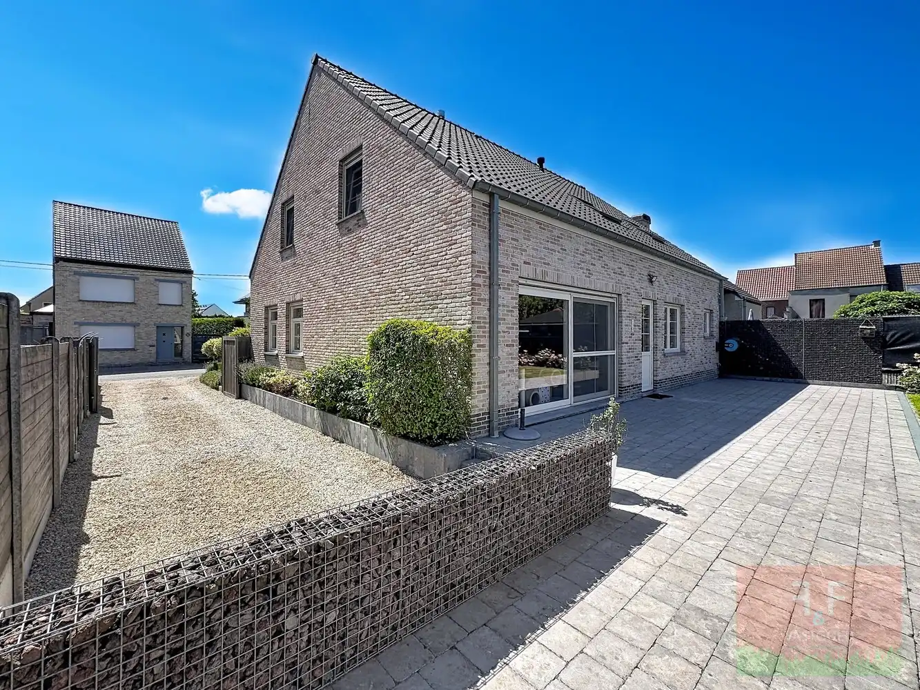 Energiezuinige instapklare HOB met garage en prachtige tuin te Bavegem foto 28